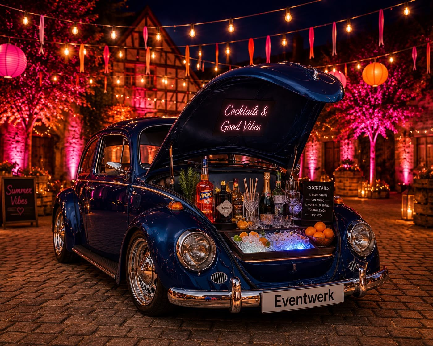 Visualisierung: der blaue Käfer als mobile Cocktailbar bei Nacht